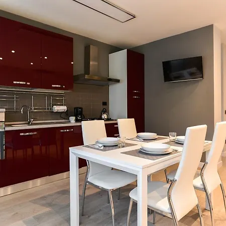 Apartment Romeur House *