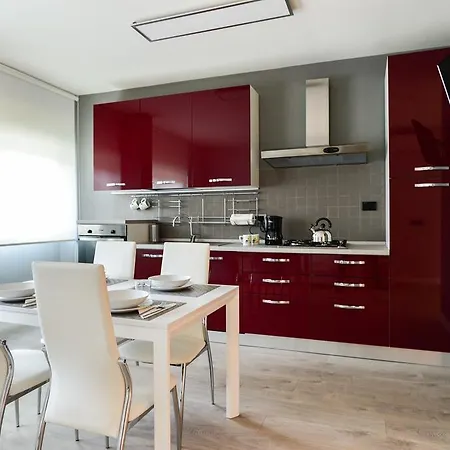 Apartment Romeur House